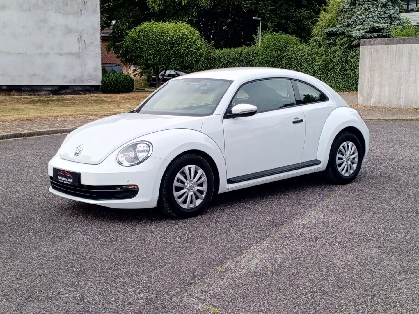 Volkswagen Beetle Lim. Basis BMT*wenig km*Klima*1 Hand* Weiß - 1