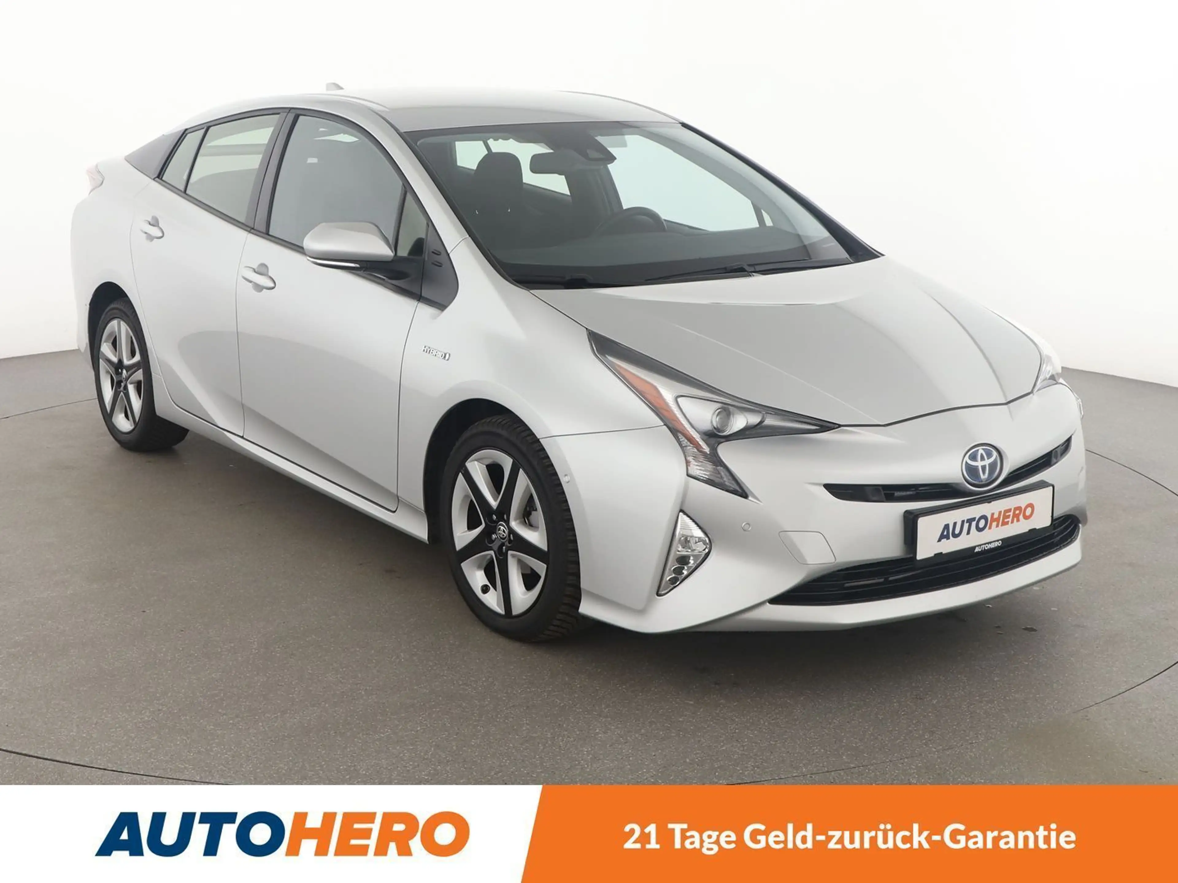 Toyota Prius 1.8 Executive Aut.*NAVI*BI*-LED*ACC*CAM*PDC*SHZ* — photo 8