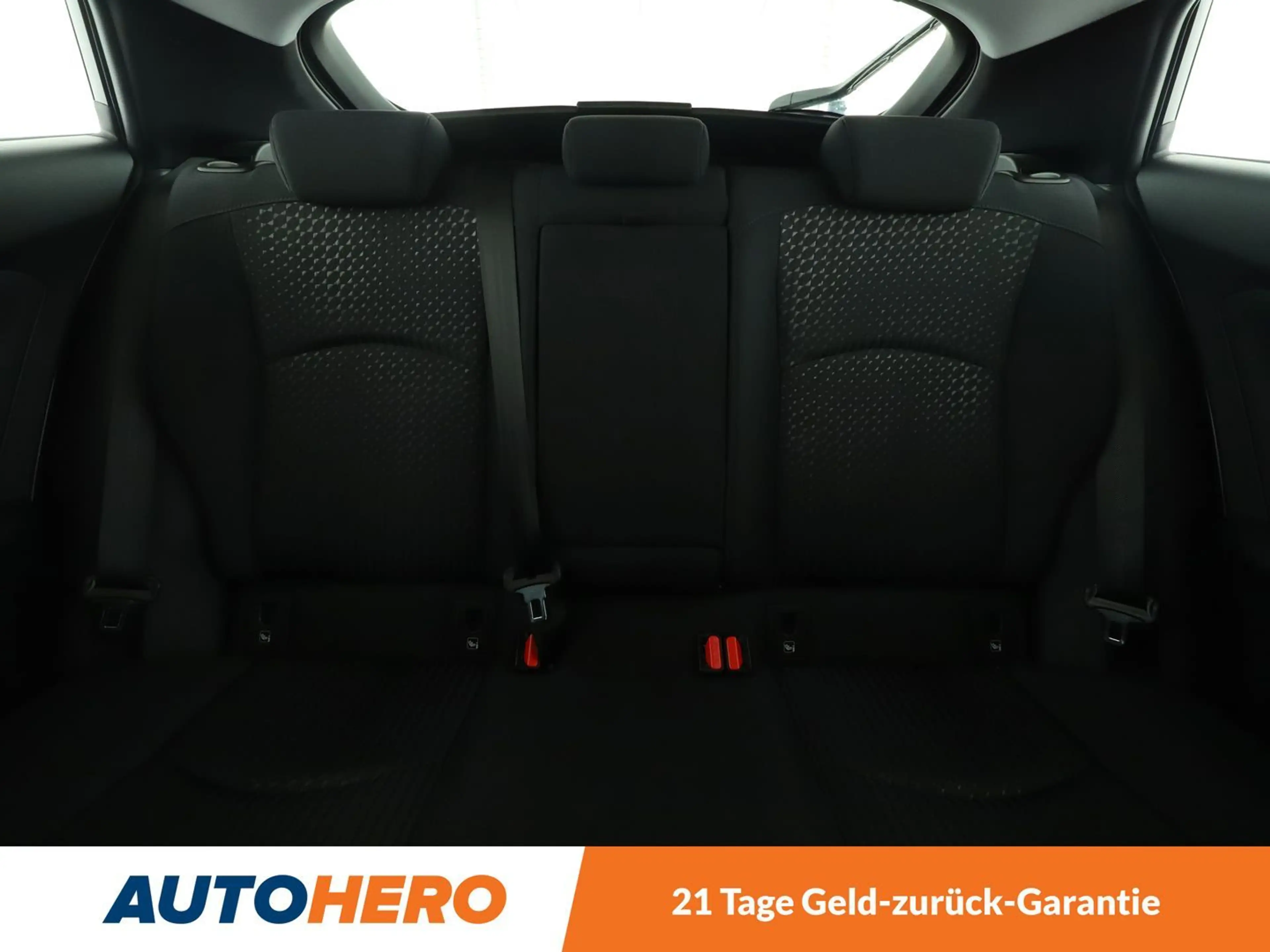 Toyota Prius 1.8 Executive Aut.*NAVI*BI*-LED*ACC*CAM*PDC*SHZ* — photo 15