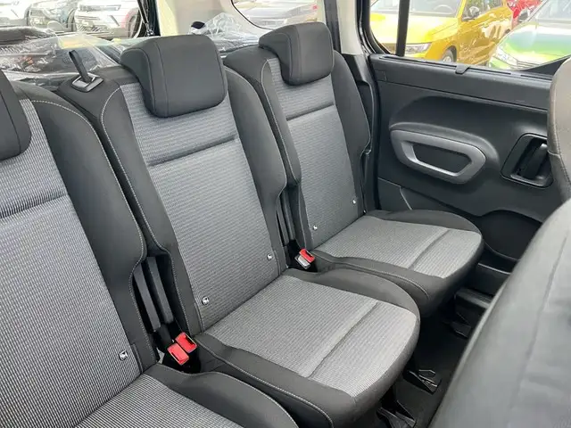 Toyota Proace City view 14