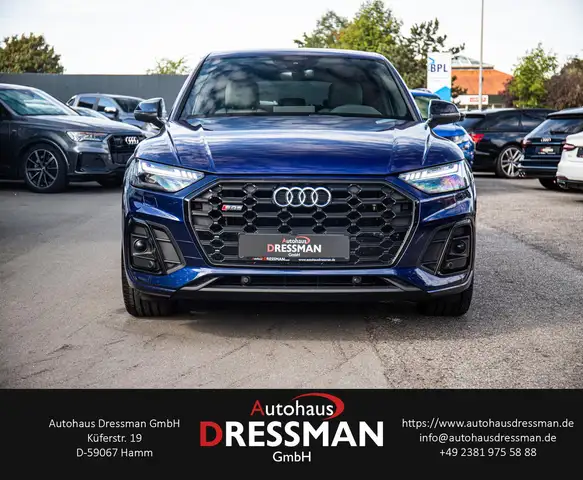 Audi SQ5 view 2