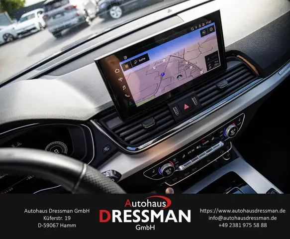 Audi SQ5 view 15