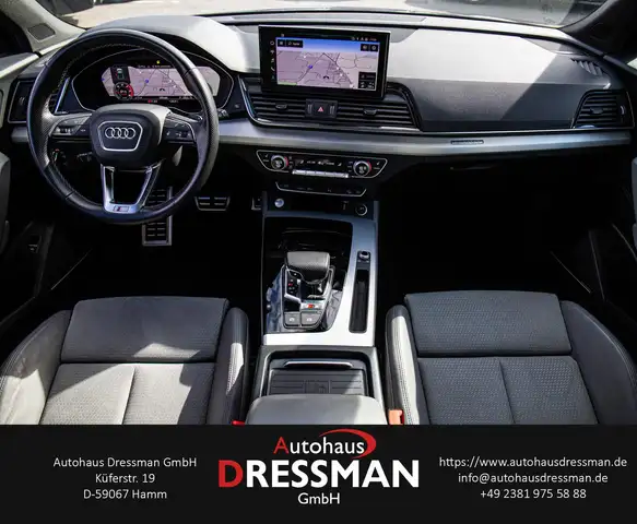 Audi SQ5 view 13