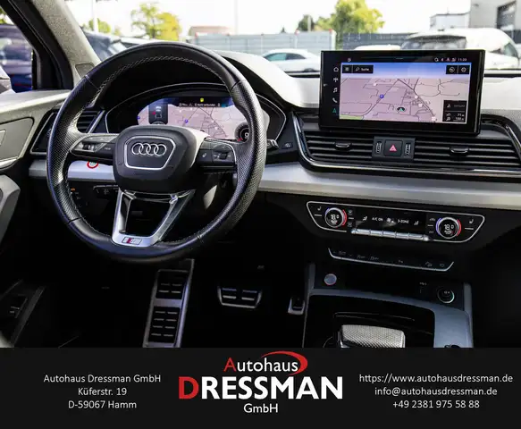 Audi SQ5 view 14
