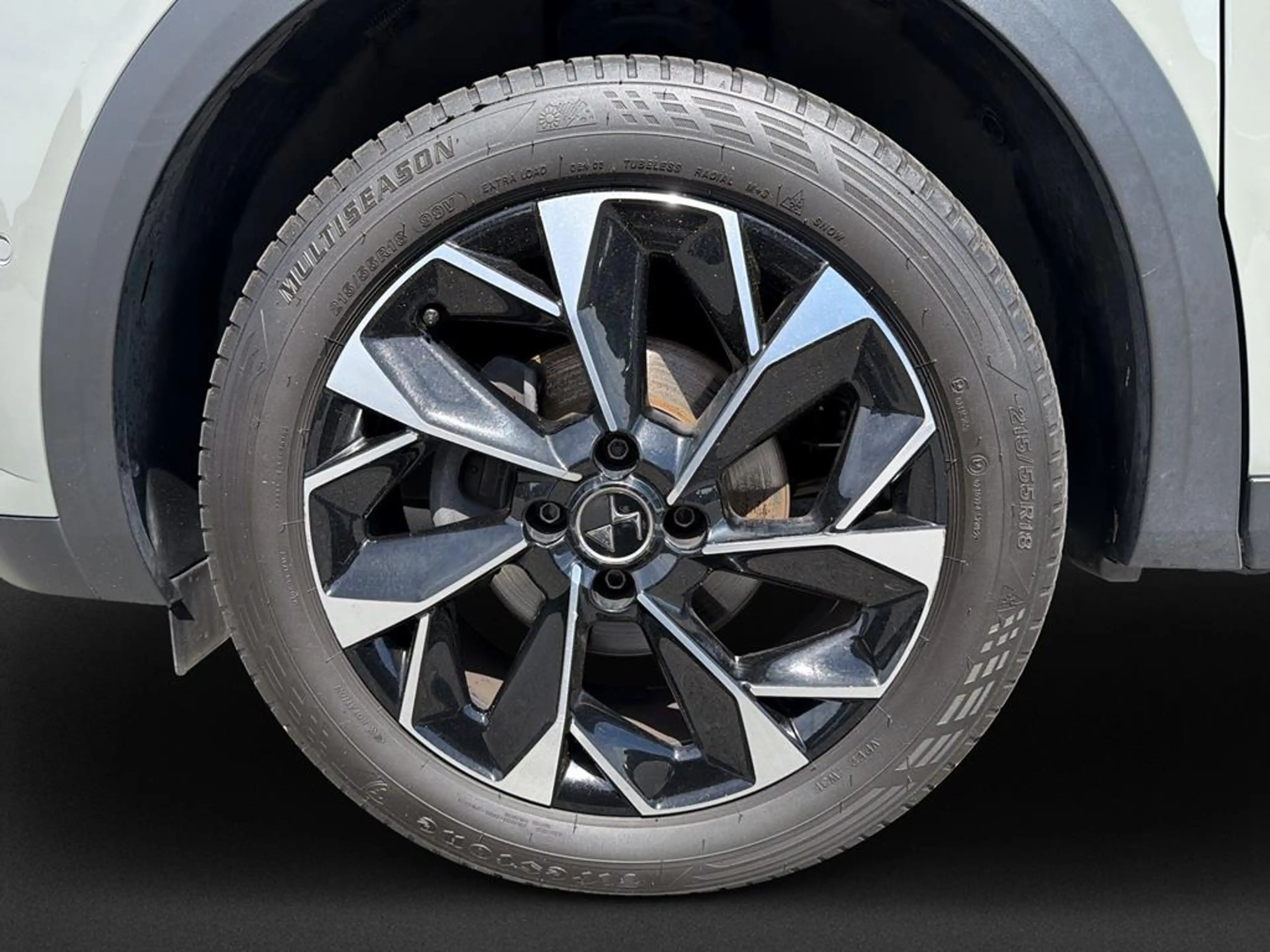 DS Automobiles DS 3 Crossback DS 3 Rivoli HEAD-UP+KLIMA+SITZHZG — photo 9