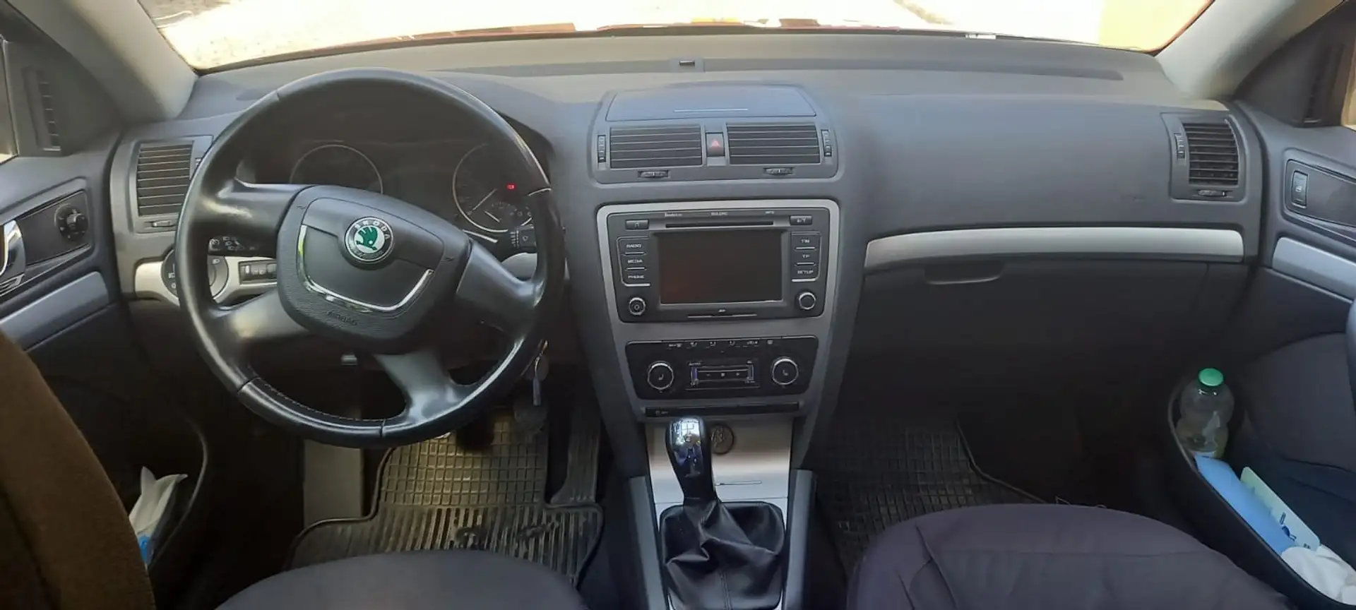 Skoda Octavia 1,6 Ambition TDI CR DPF Rot - 2