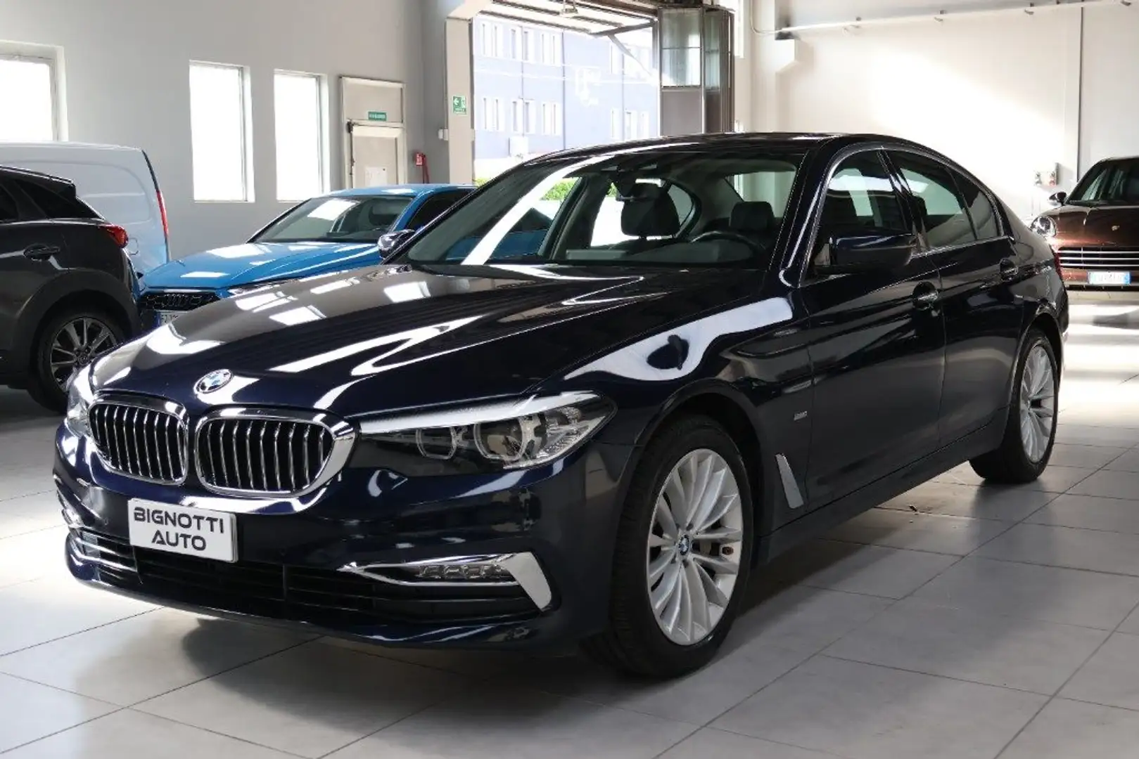 BMW 530 d xDrive 249CV Luxury-FULL OPTIONAL Blu/Azzurro - 1