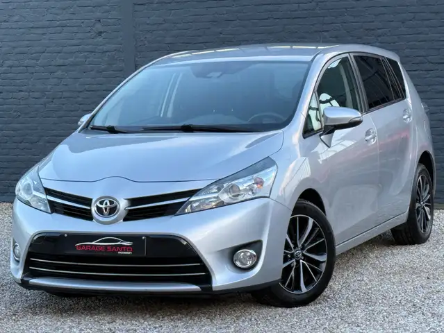 Toyota Verso Verso 1.6 D-4D 50Th Anniversary /Navi/Cam./Gar./
