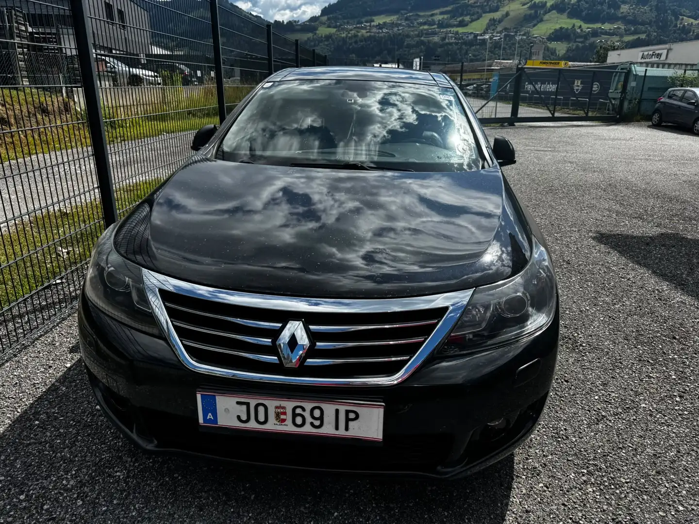 Renault Latitude 2,0 dCi 150 Initiale - 2