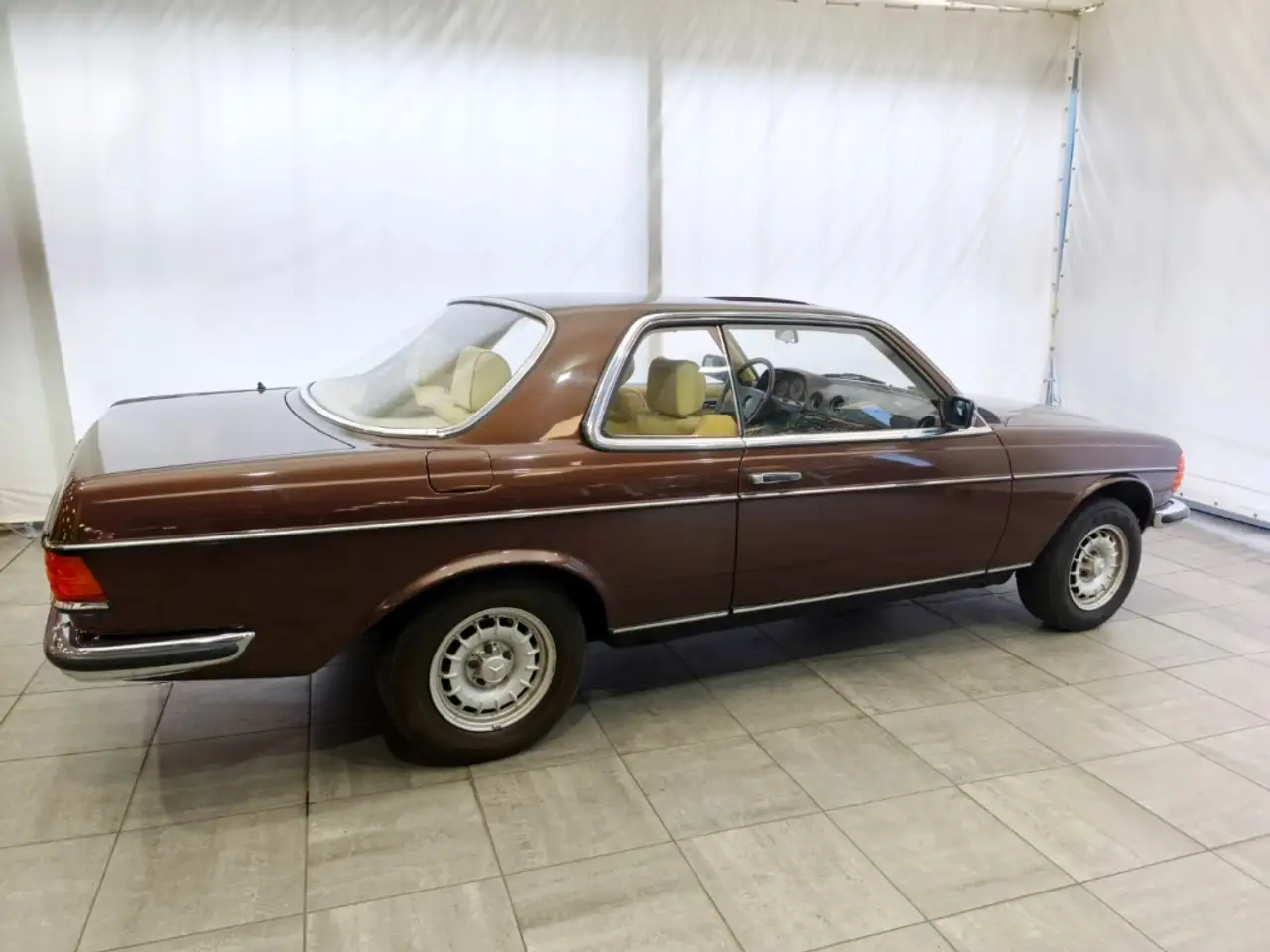 Mercedes-Benz 230 CE Coupe braun beige H-Zulassung AT Schiebedach W1, foto 7