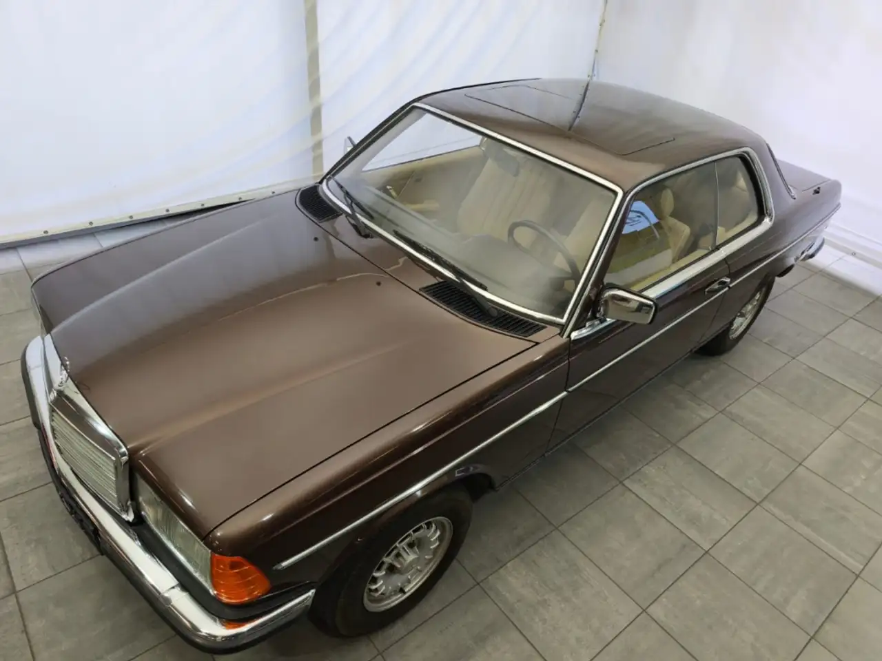 Mercedes-Benz 230 CE Coupe braun beige H-Zulassung AT Schiebedach W1, foto 3