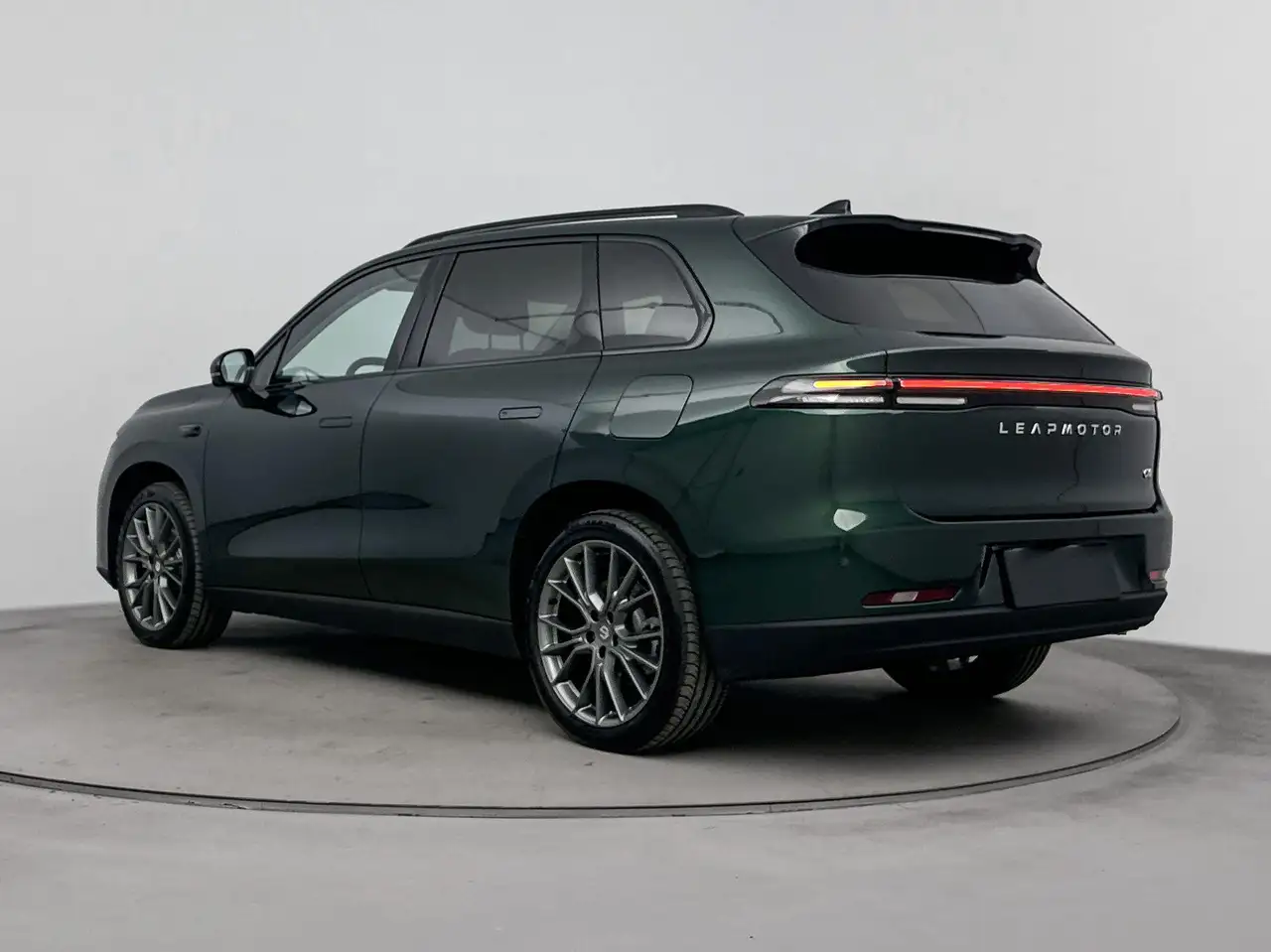 Leapmotor C10 2025 — фото 11