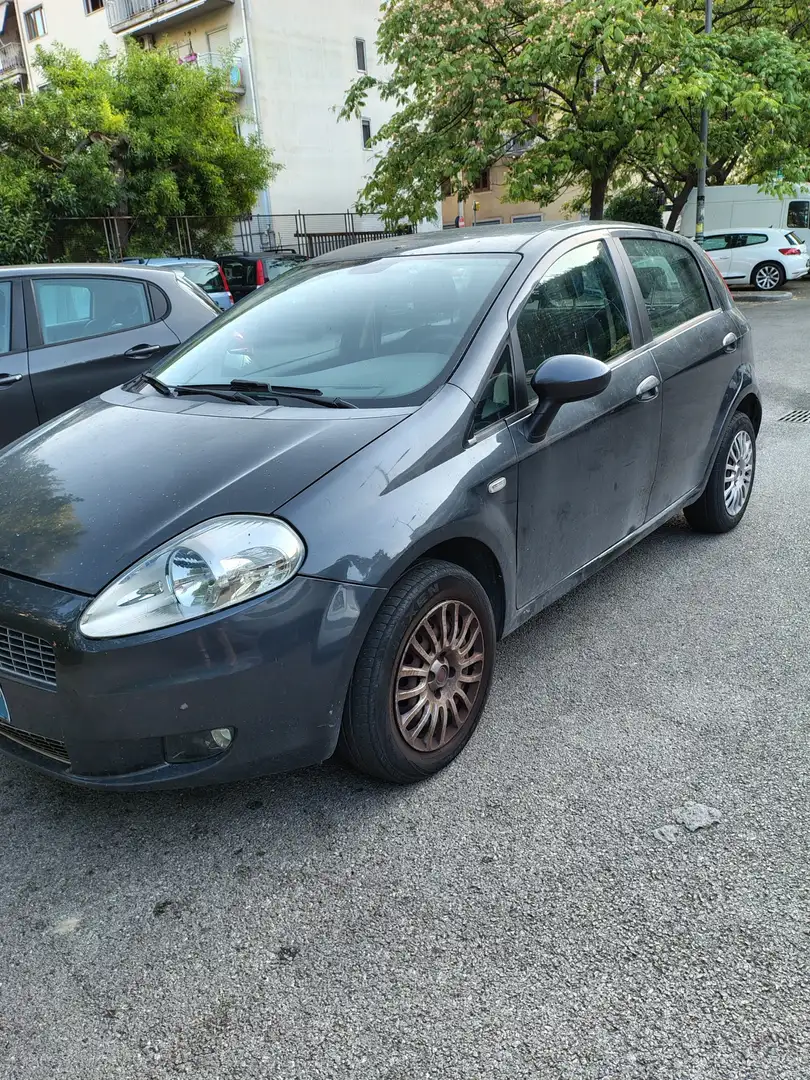 Fiat Grande Punto 5p 1.4 natural power Dynamic 77cv - 2