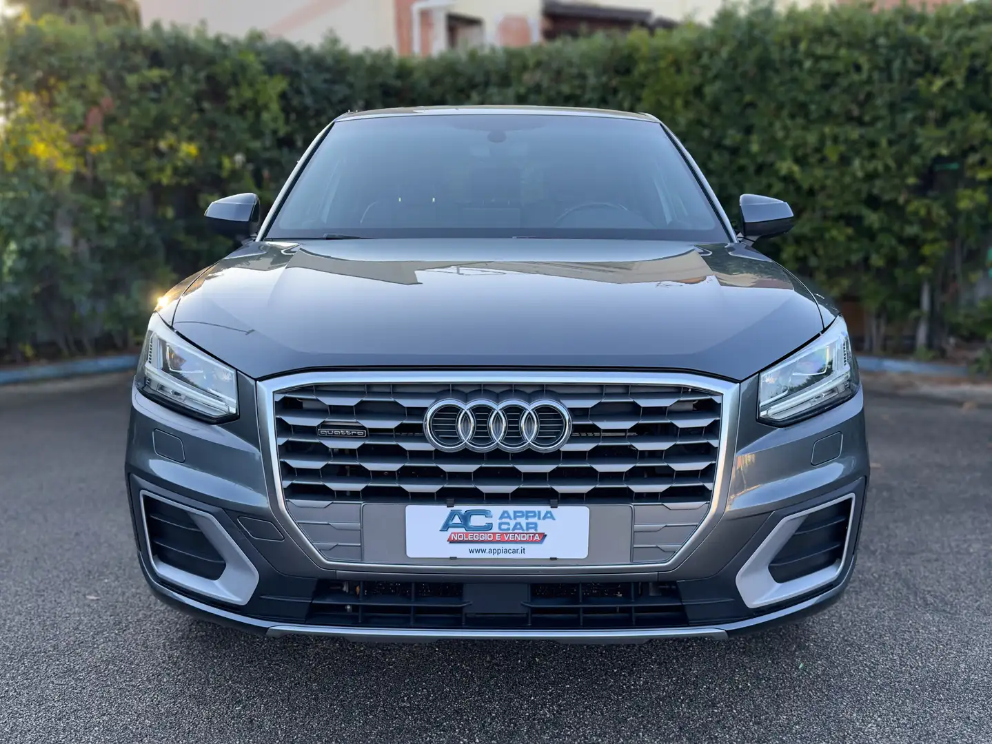 Audi Q2 2.0 tdi Sport quattro 150cv s-tronic Szary - 2