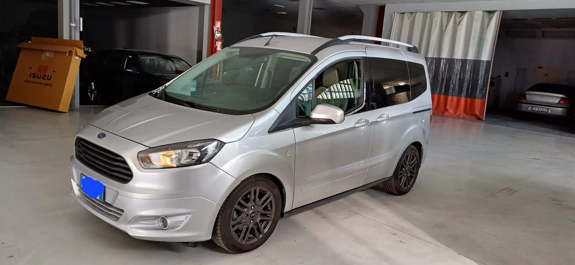 Ford Tourneo dyamond - 1