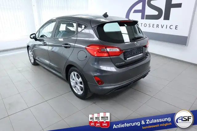 Ford Fiesta view 9