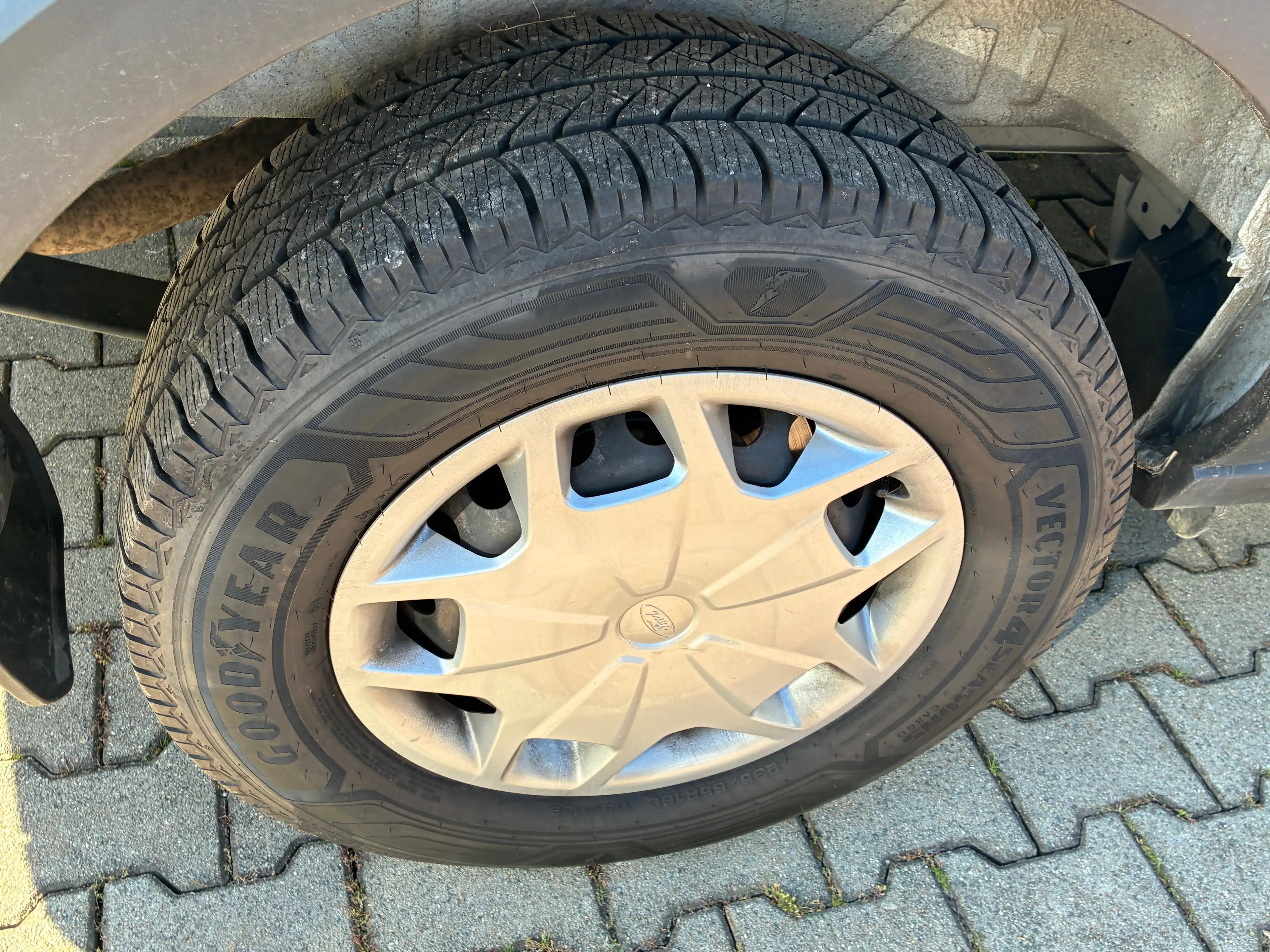 Ford Transit 350 L2 Trend / 9 Sitze / org. 47000km / MwSt. — photo 15