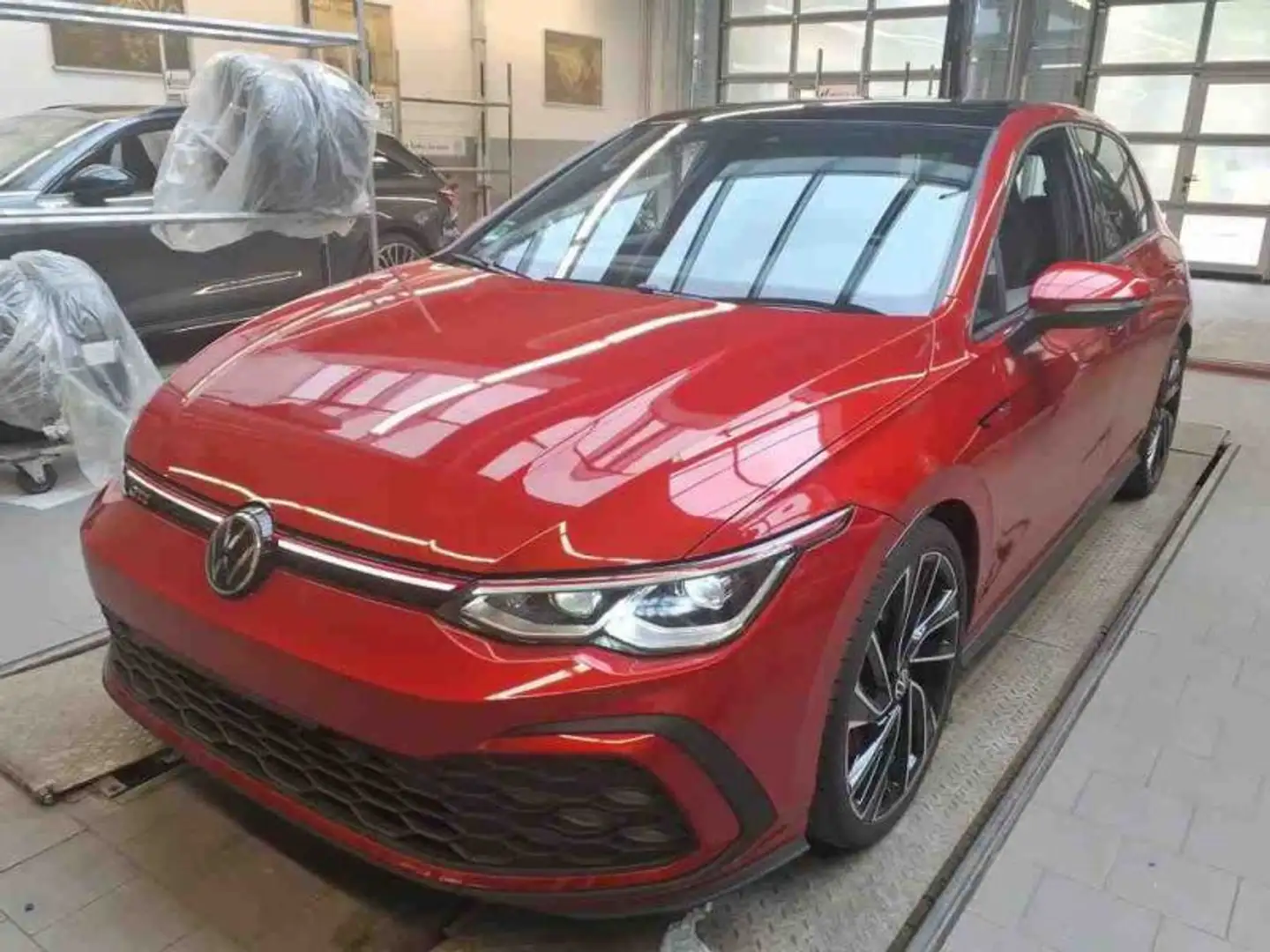 Volkswagen Golf GTI 2.0 TSI DSG Rot - 2