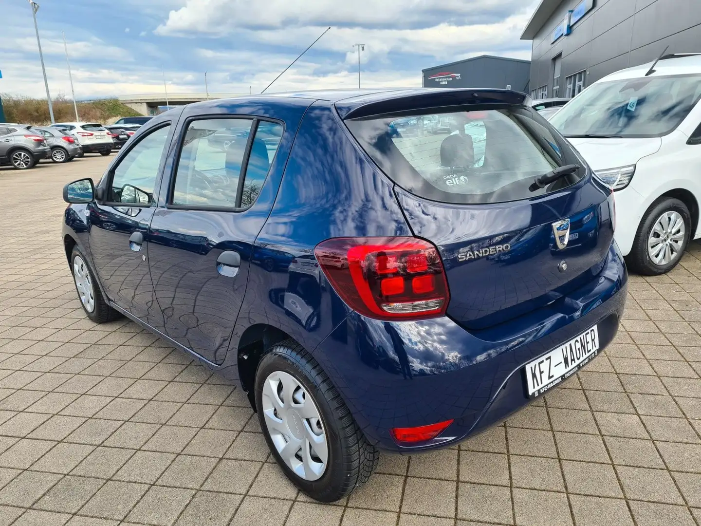 Dacia Sandero II Essential Bleu - 2