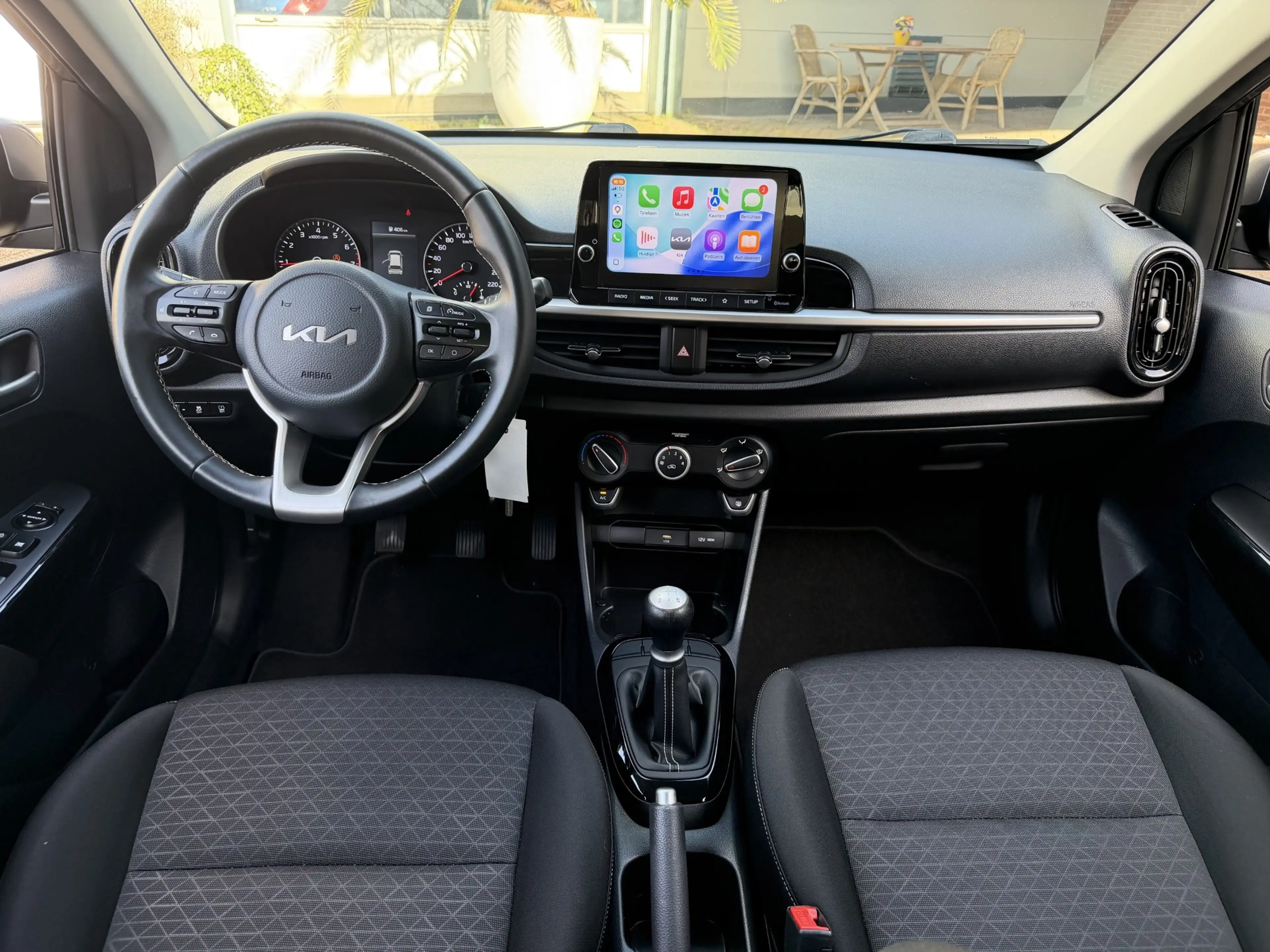 Kia Picanto 1.0 5drs DynamicLine/Cruise/Camera/Carplay/€31 per — photo 2