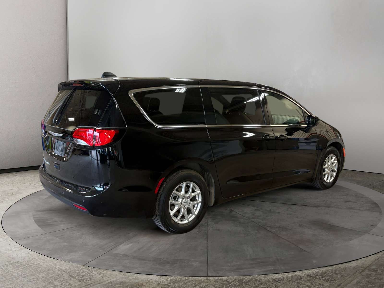 2025 Chrysler Grand Caravan