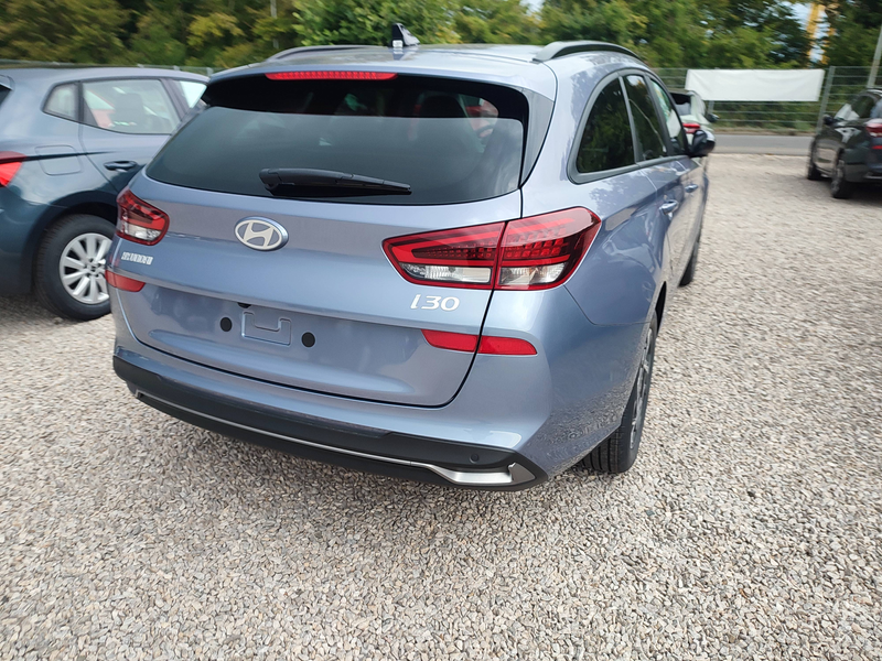 Hyundai i30 i30 Kombi 1.6 T-GDI DCT Trend — photo 10
