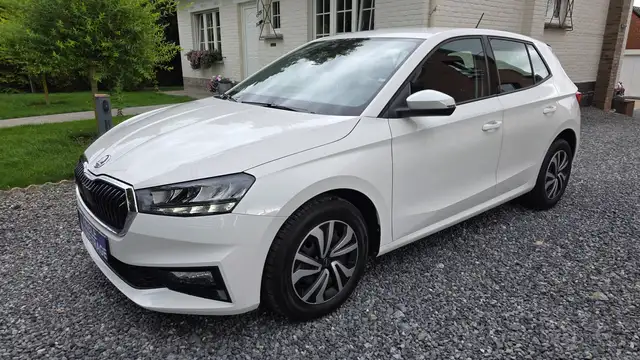 Skoda Fabia **1.0ESS/80CH/GARANTIE SKODA 05/2028/VIRTUAL/LED/CARPLAY/CLIM/**