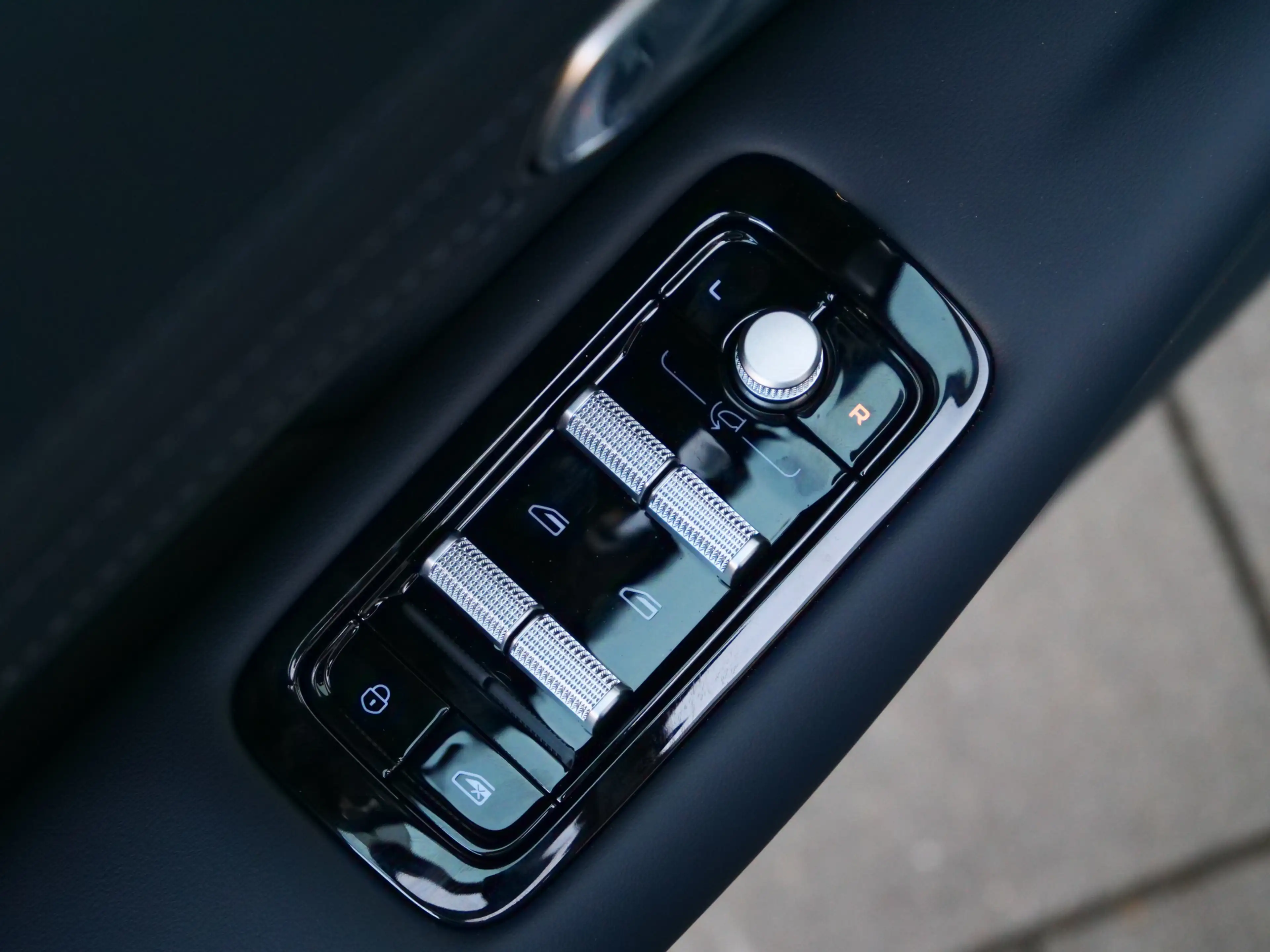 Geely Starray EM-i 1.5 Pro 262 Pk Automaat Navi / DAB / Camera / Appl — photo 17