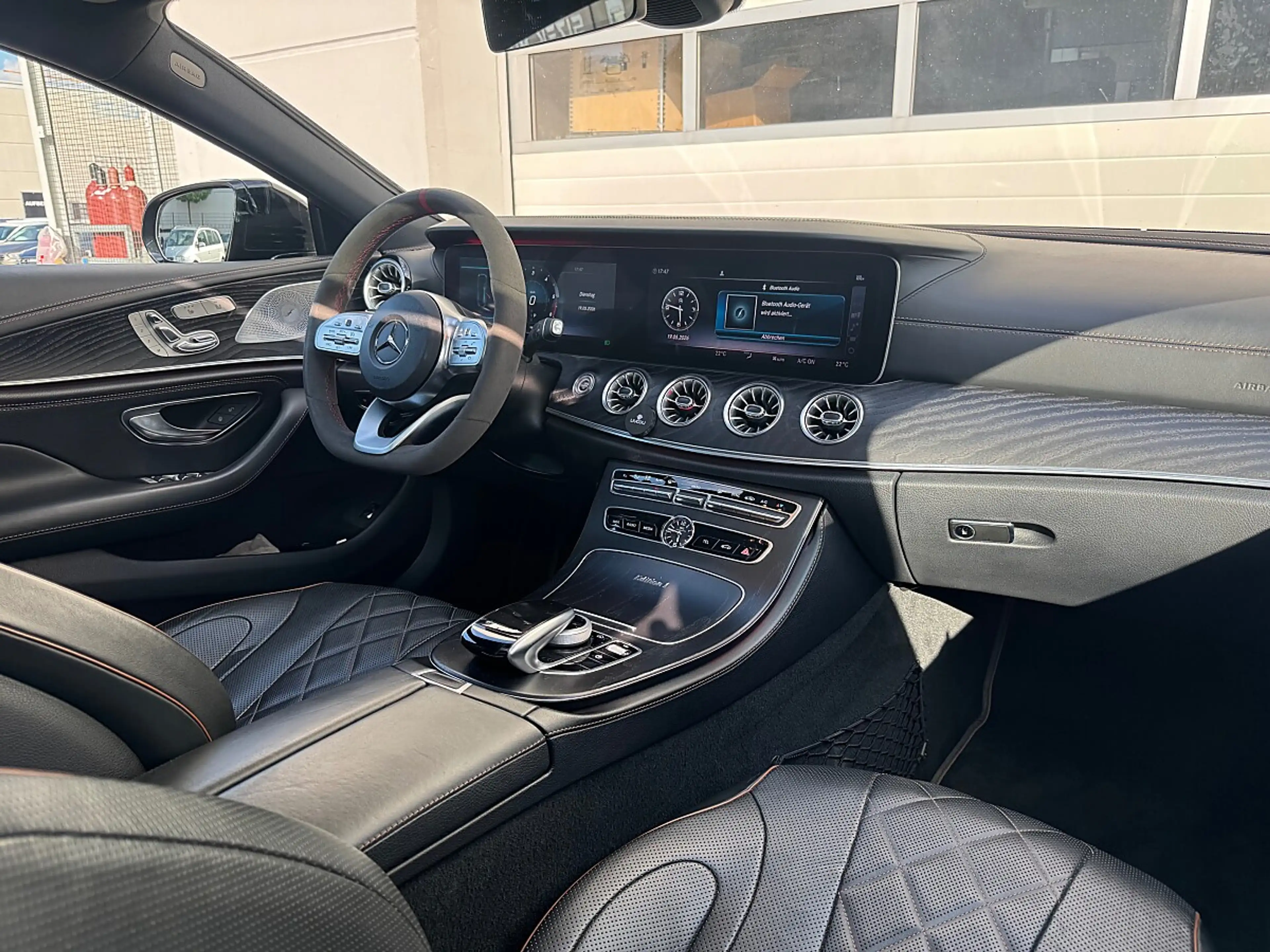 Mercedes-Benz CLS 300 d Aut.|AMG 53 LOOK|SHD|BURMESTER|360* — photo 11