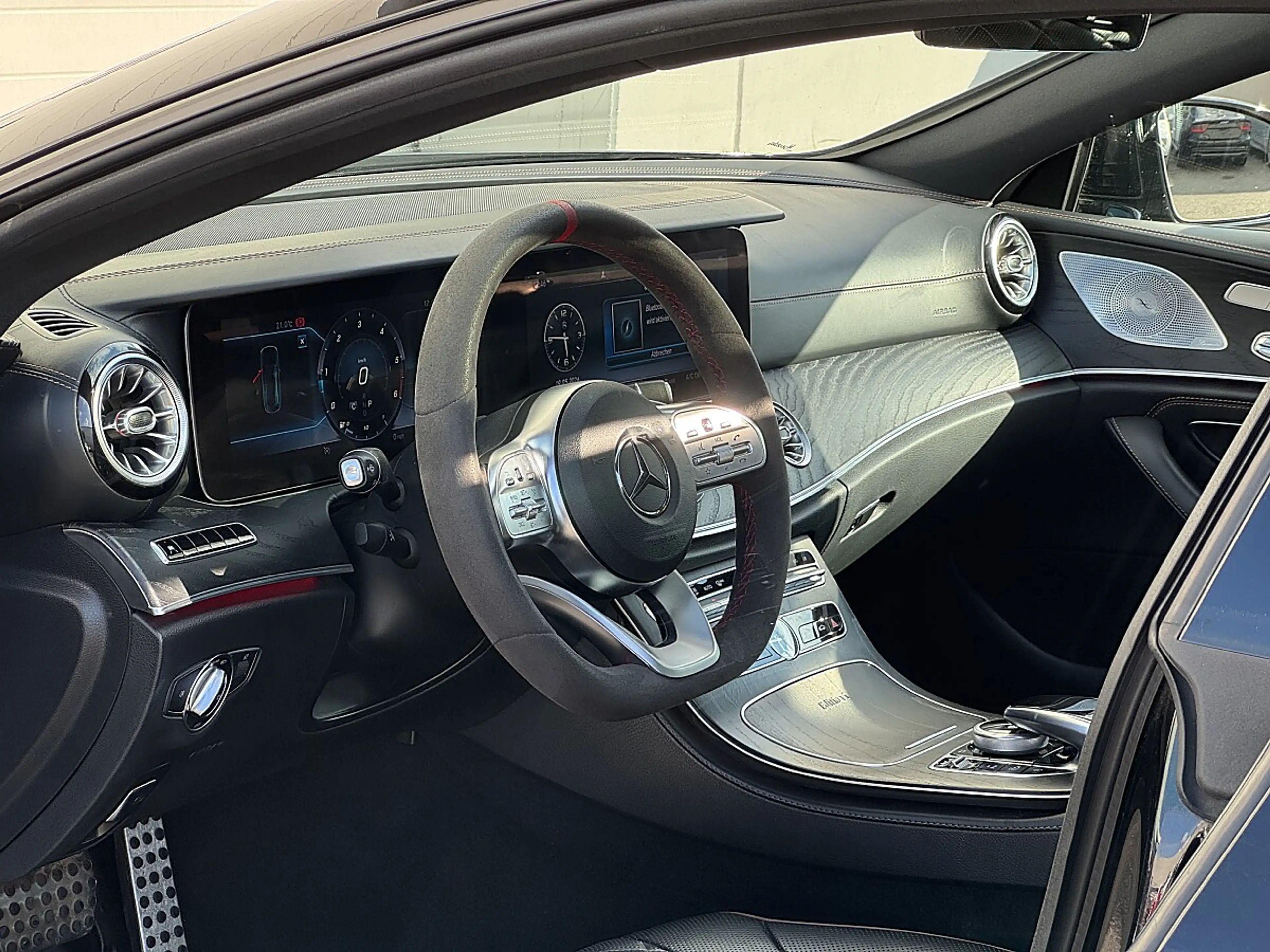 Mercedes-Benz CLS 300 d Aut.|AMG 53 LOOK|SHD|BURMESTER|360* — photo 8