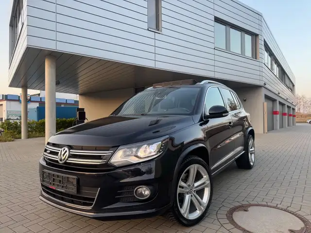 Volkswagen Tiguan Lounge Sport & Style BMT 4Motion R-LINE
