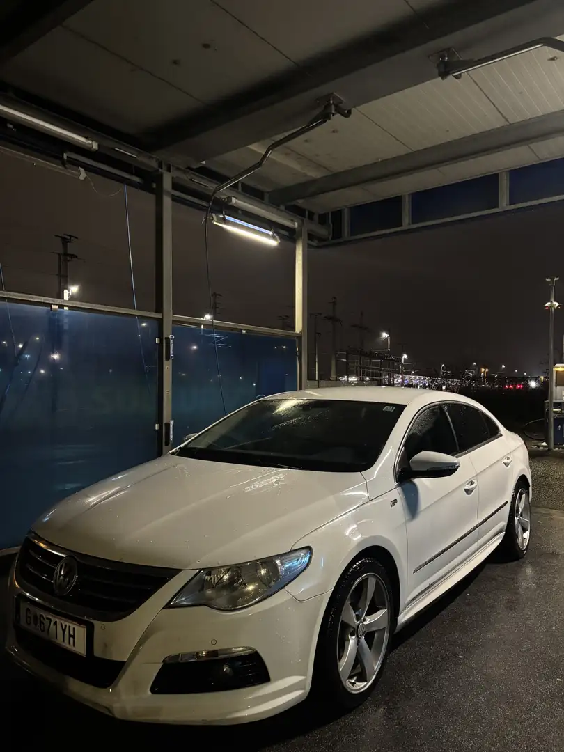 Volkswagen Passat CC 2,0 TDI R-LINE - 2