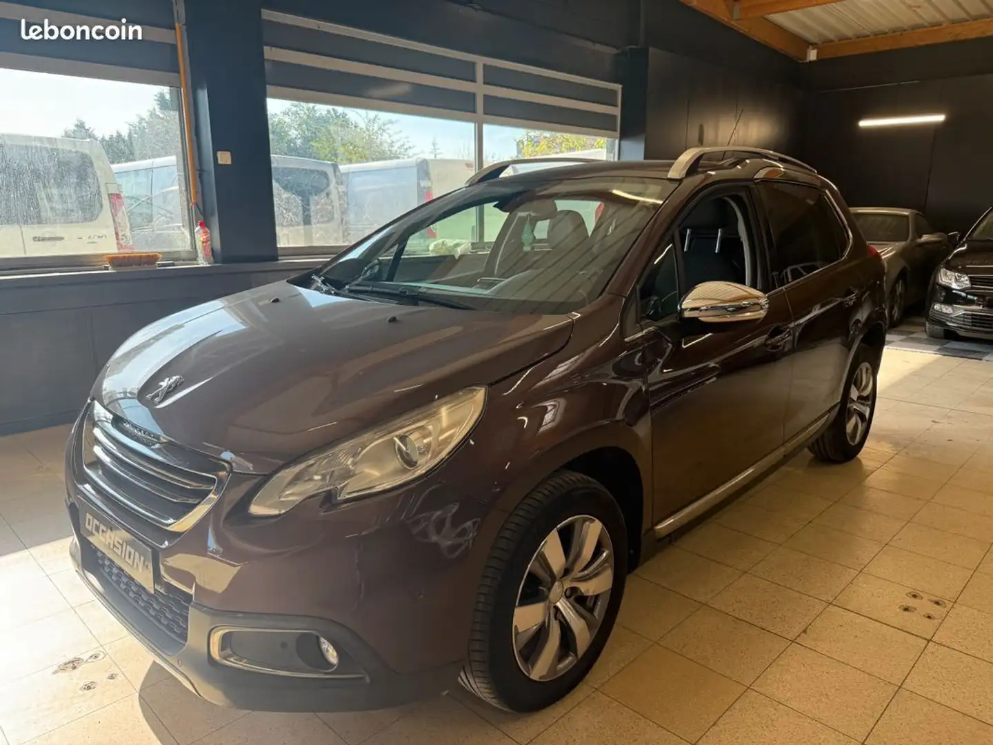 Peugeot 2008 allure 1.6 ehdi 92cv 1ere Main 105000Km de 2014 - 1