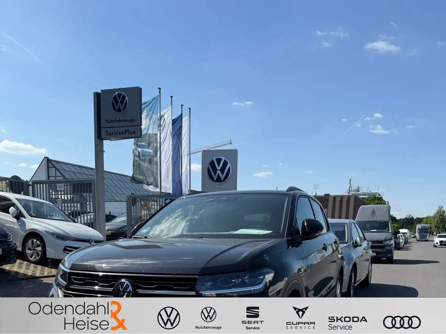 Volkswagen T-Cross Life 1.0 l TSI OPF 85 kW (116 PS) 7-Gang-D Schwarz - 1