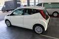 Toyota AYGO 1.0 VVT-i x-play * KLIMA + EURO 6 * Blanc - thumbnail 6