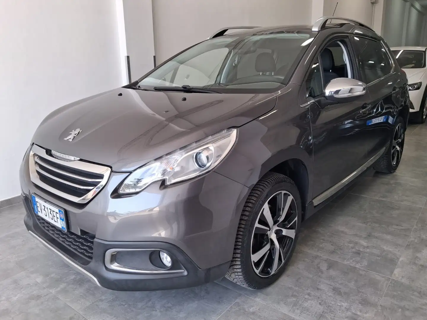 Peugeot 2008 1.6 e-HDi 115 CV Stop&Start Allure Marrone - 2