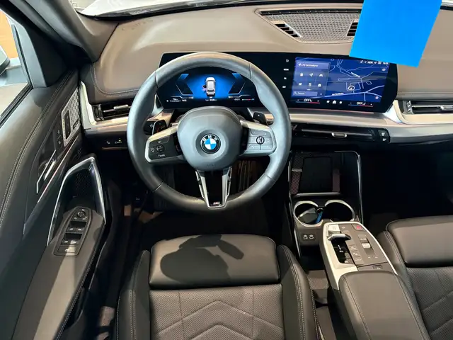 BMW X1 view 14