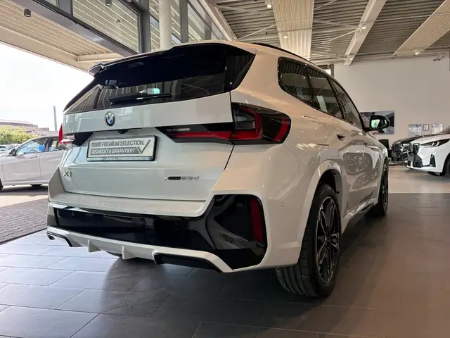 BMW X1 view 6