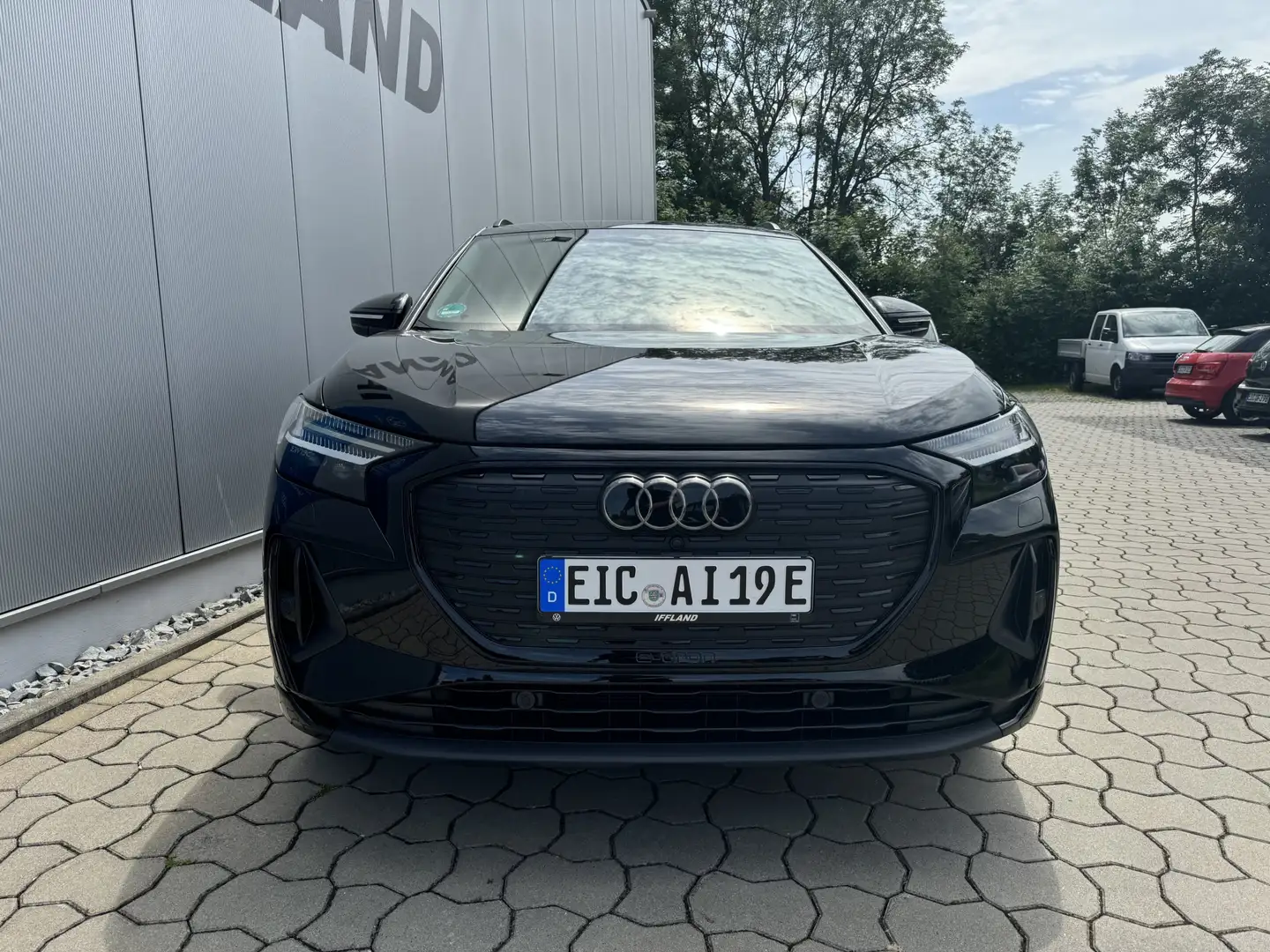 Audi Q4 e-tron 35 e-tron*S line*MATRIX LED*Assistenz Paket* Nero - 2