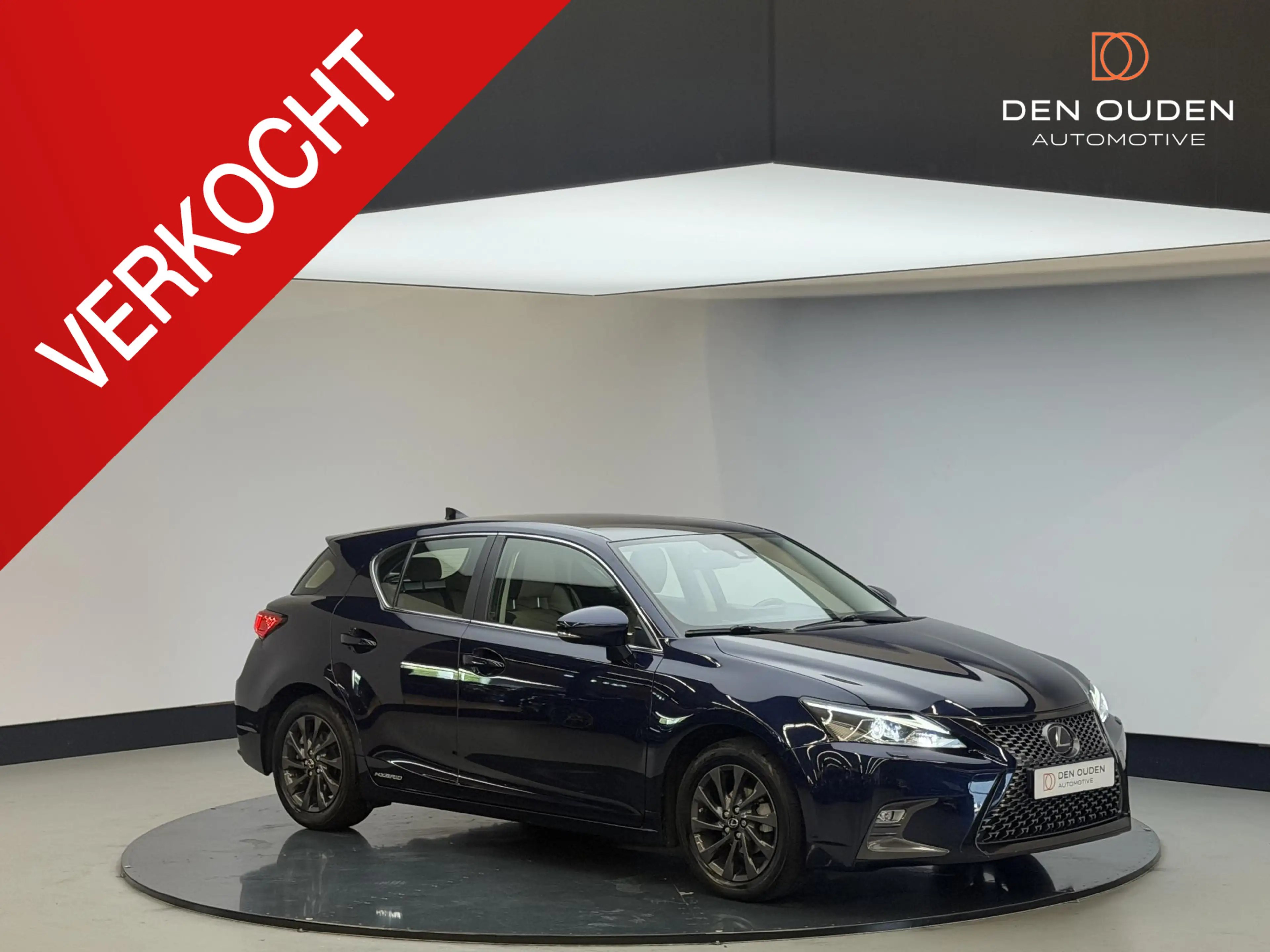 Lexus CT 200h Luxury Line | Leer | Adaptieve cruise control | Ve