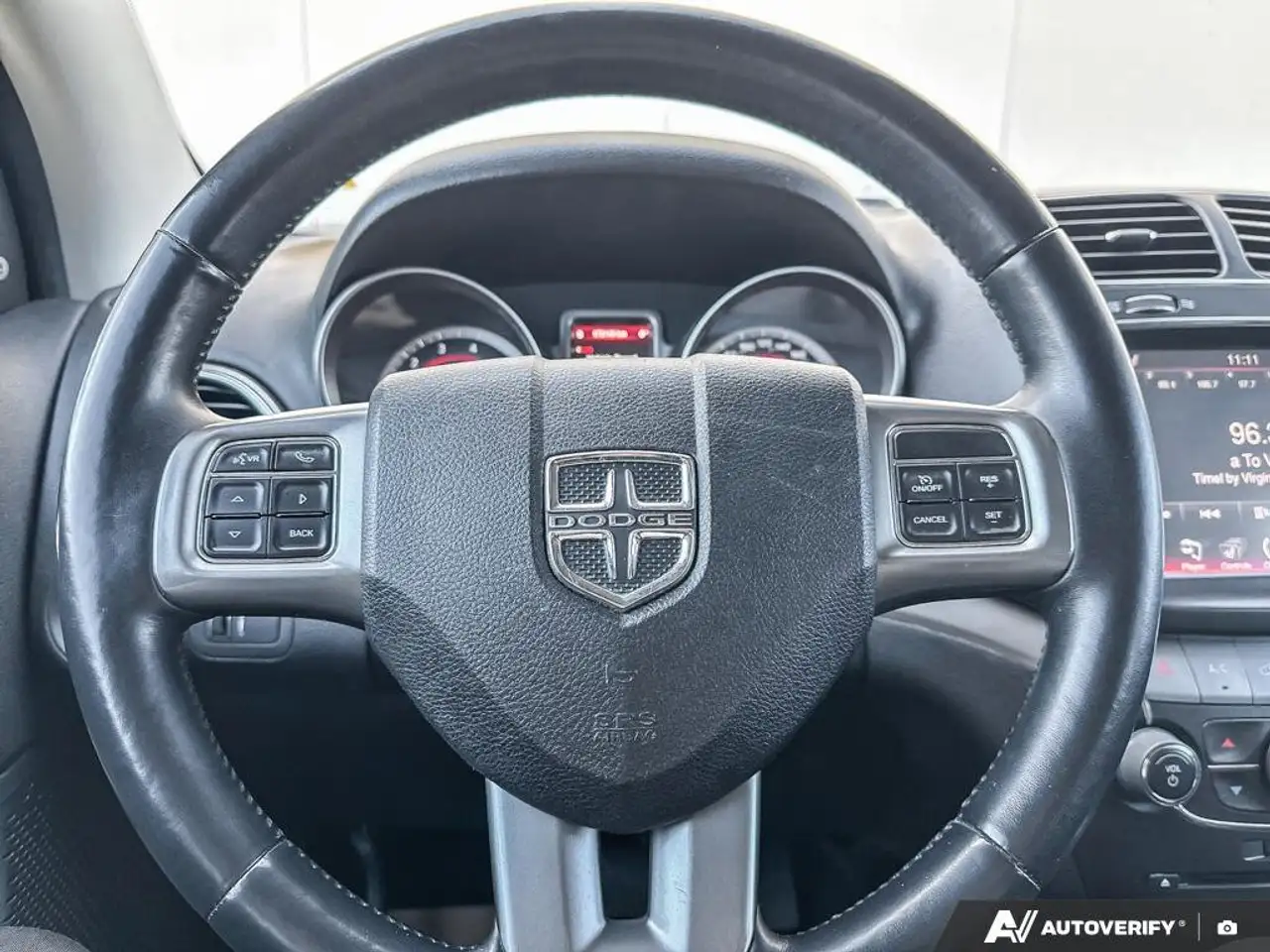 Dodge Journey снимка Dodge Journey