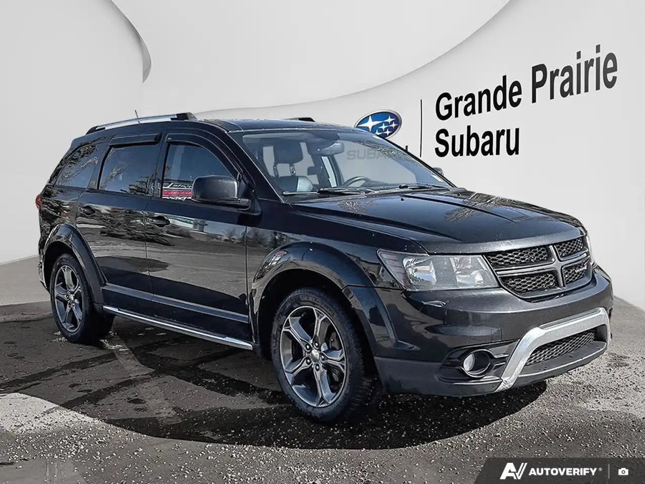 Dodge Journey снимка Dodge Journey