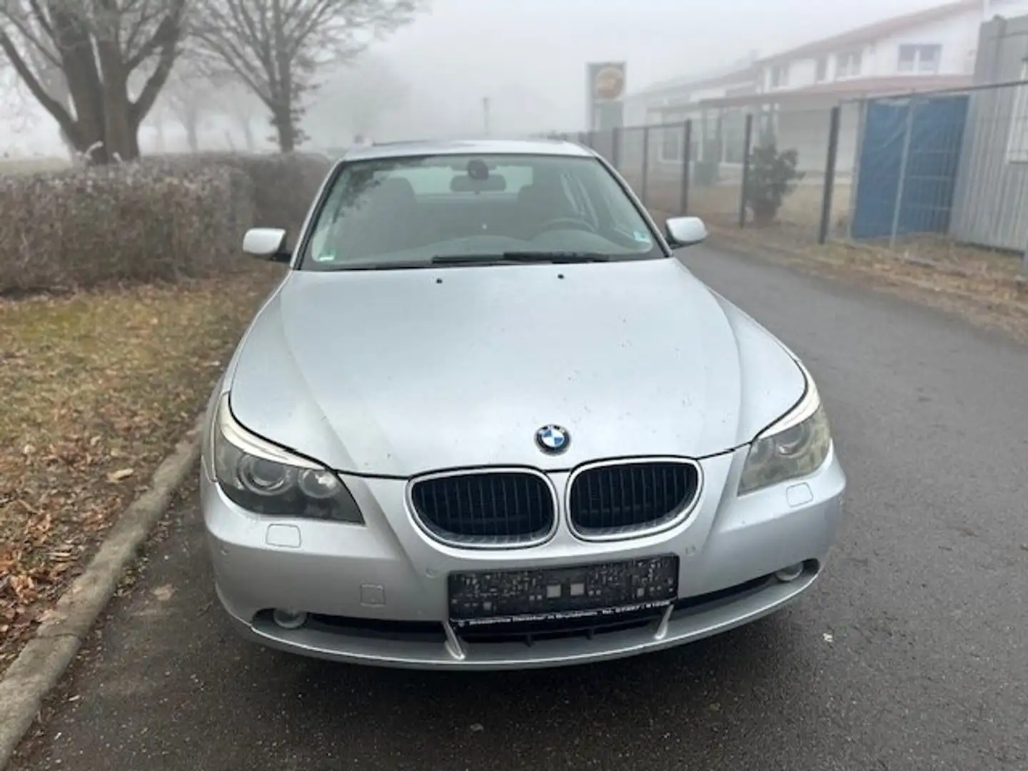 BMW 520 520i - 1
