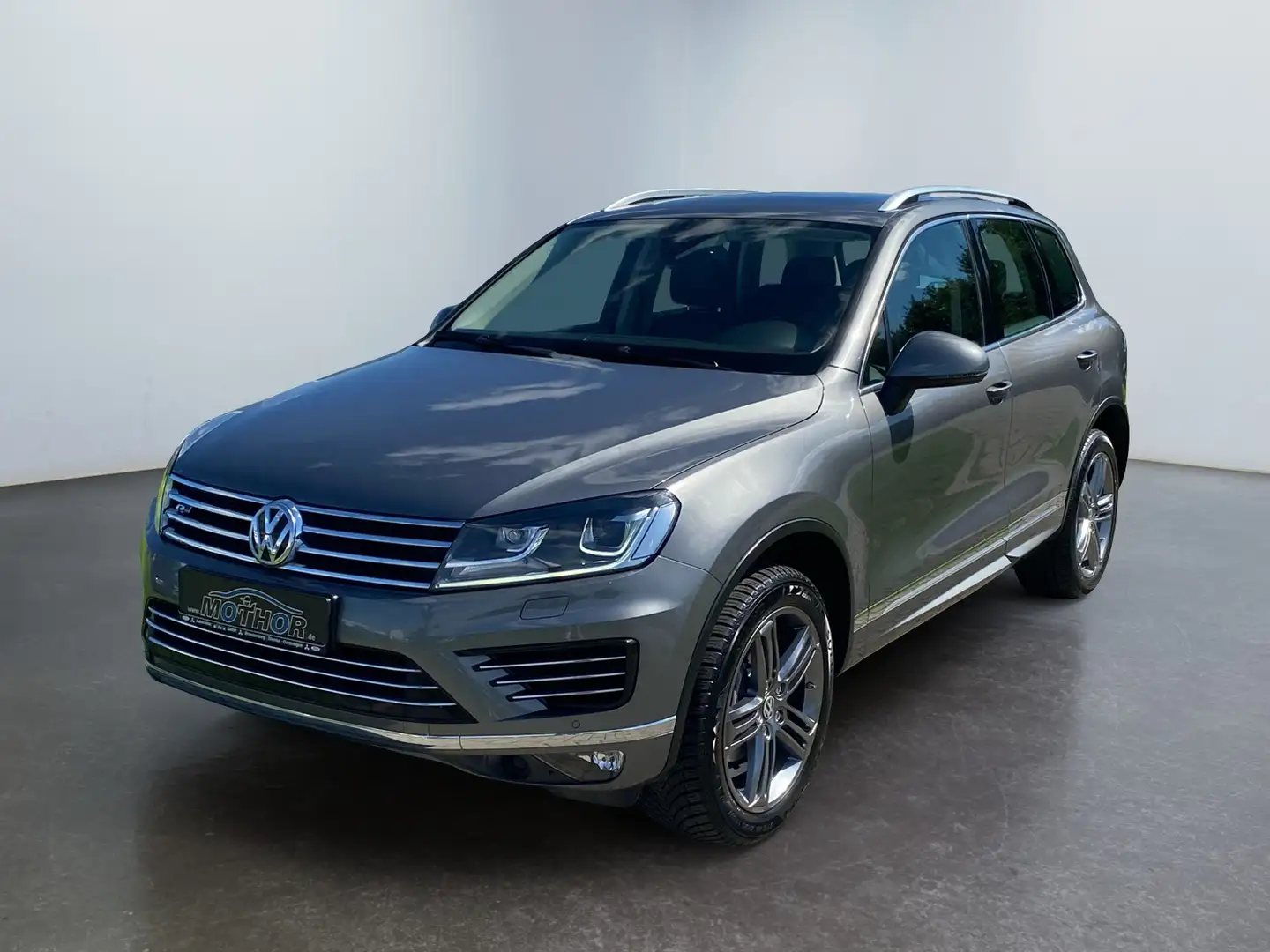 Volkswagen Touareg Terrain Tech 4Motion 3.0 BMT ACC NAVI PDC Grigio - 2