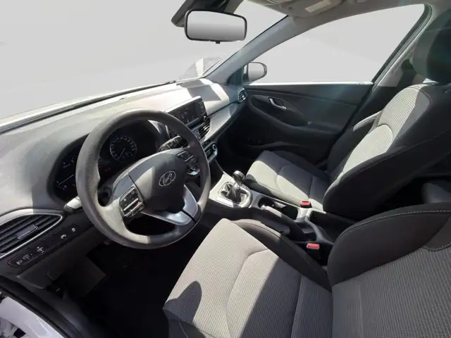 Hyundai I30 view 8