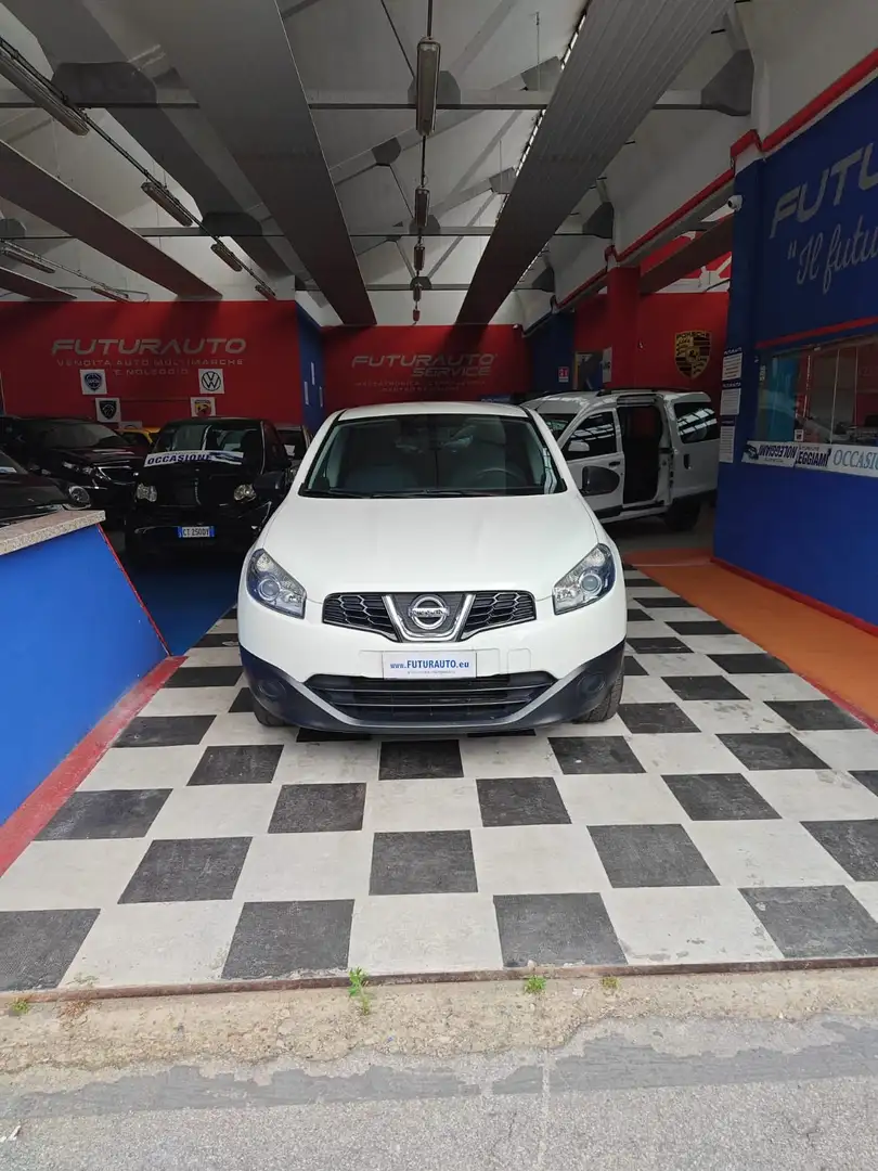 Nissan Qashqai 1.5 dci Tekna Weiß - 1