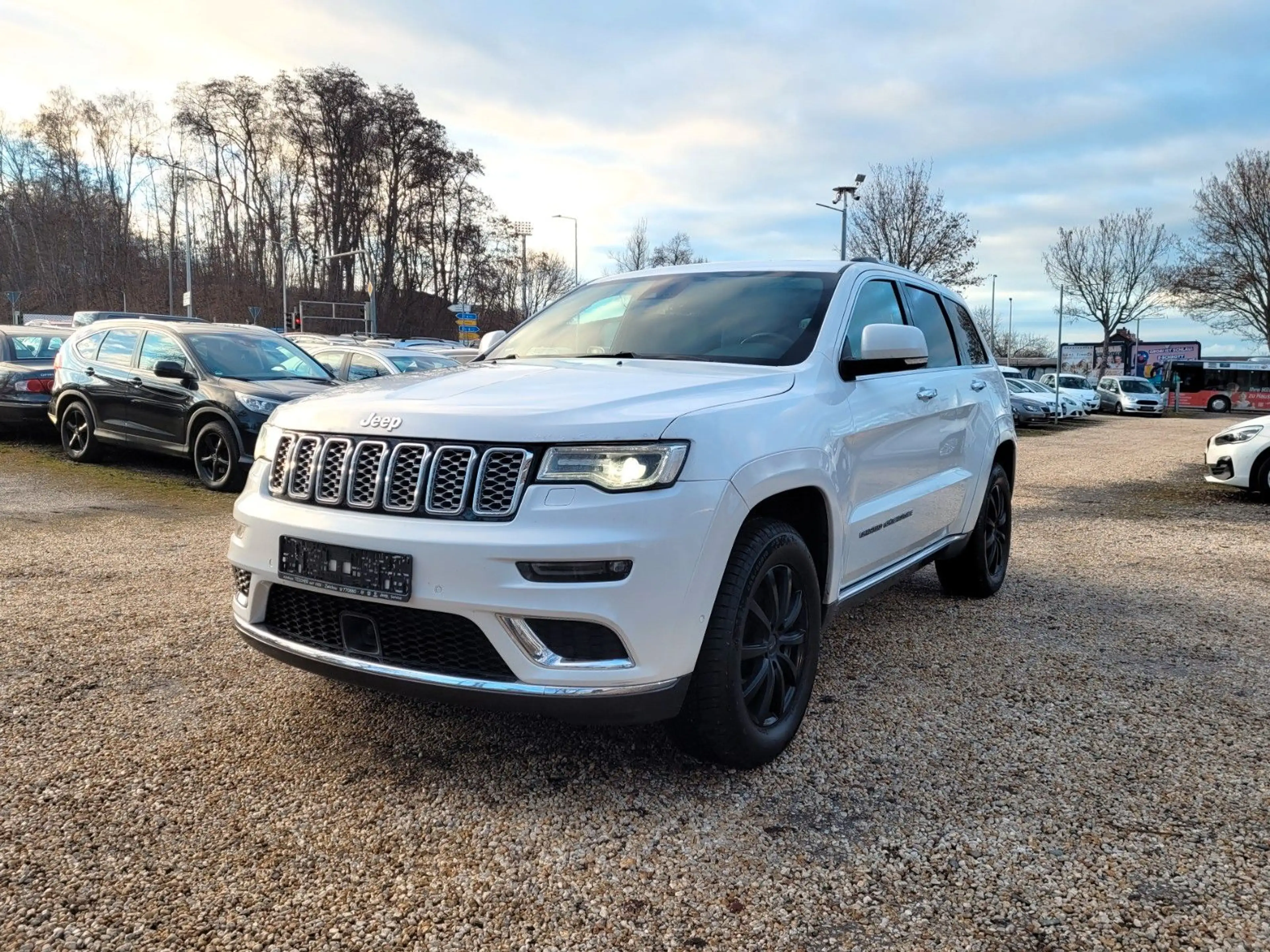 Jeep Grand Cherokee 3.0 CRD Summit*ACC*Navi*R-Cam*TÜV