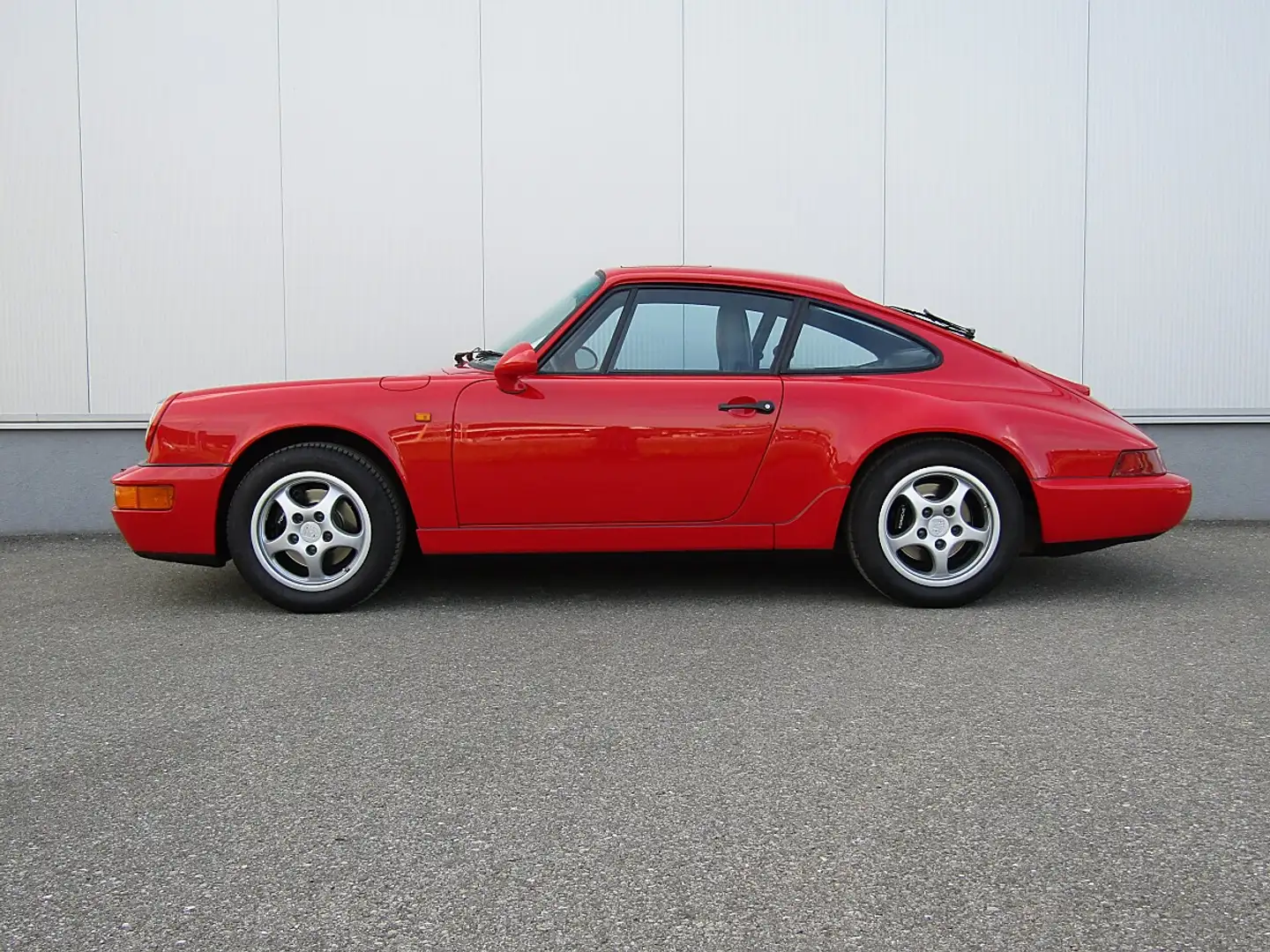 Porsche 911 Carrera 4 Coupé Rot - 2