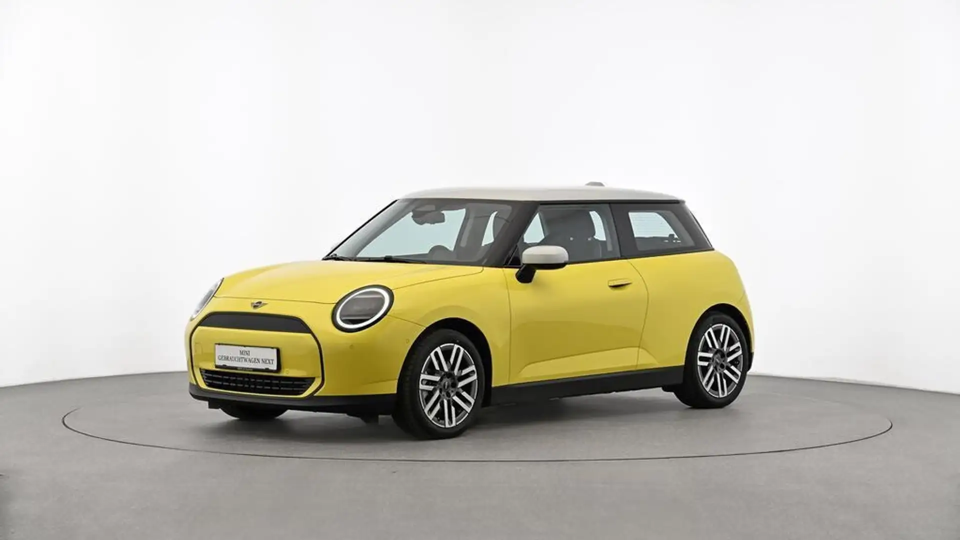 MINI Cooper E Gelb - 2