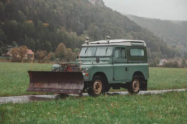 Land Rover Series 88, Schneepflug, H-Kennzeichen